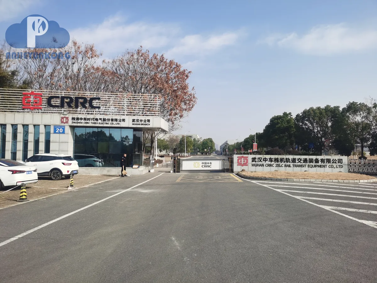 武汉停车场月租车管理 现场安装实拍（湖北安捷云控）