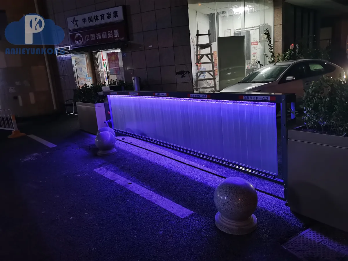 武汉广告道闸选型 灯箱画面特写（湖北安捷云控）